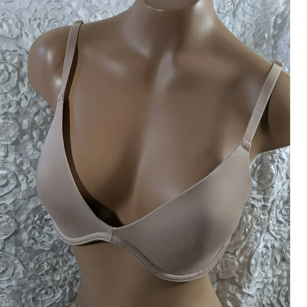 ON GOSSAMER Lace Back Plunge Bra NWOT‎ $46